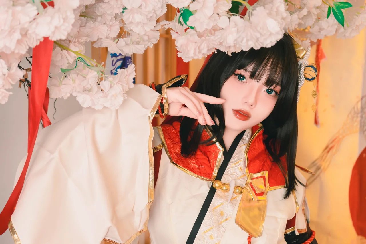 Messie Huang - Hinoa-erohere15.webp